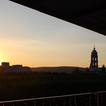 Hotel Posada Chamacuero Comonfort ภายนอก รูปภาพ